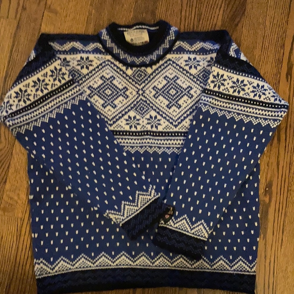 Dale of Norway Men’s Wool Sweater - medium